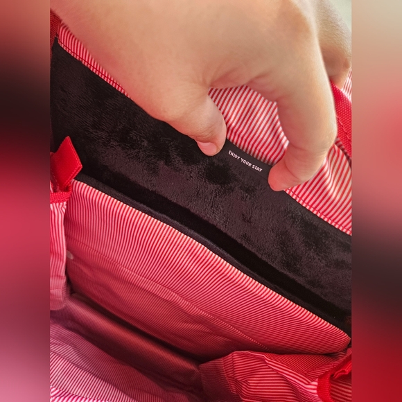 Herschel Little America™ Backpack - 30L Black/Tan - Picture 15 of 16